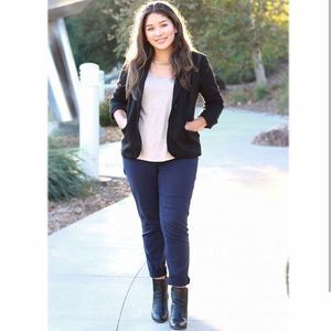 Meet your Posher, Lizbeth